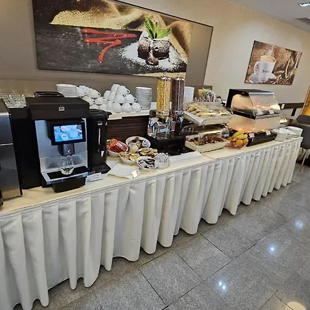 Отель Blue Братислава