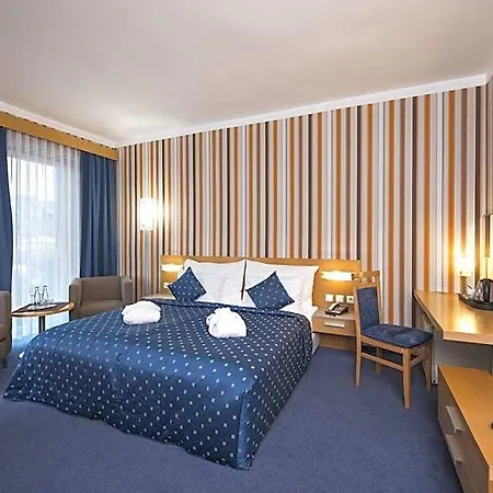 Hotel Blue