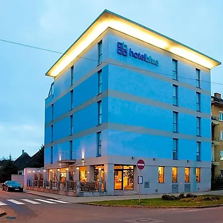 Blue Hotel 3*