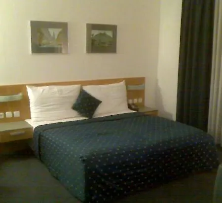 Hotel Blue